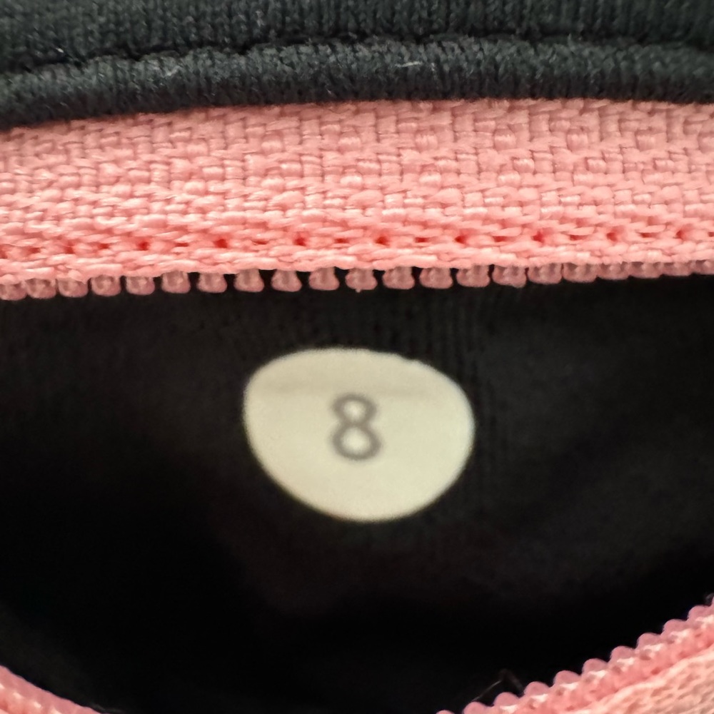 Lululemon Athletica Groovy Run shorts. Gingham plaid size 8. - Picture 8 of 9